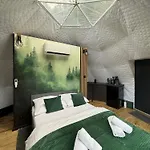 豪华帐篷 Caloroczny Jacuzzi Zieleniec Goat Glamp
