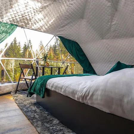 خيمة فخمة Caloroczny Jacuzzi Zieleniec Goat Glamp دوشنيكي زدروي